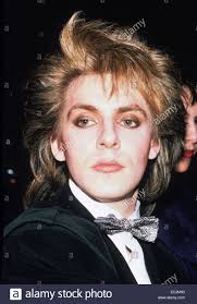 How tall is Nick Rhodes?